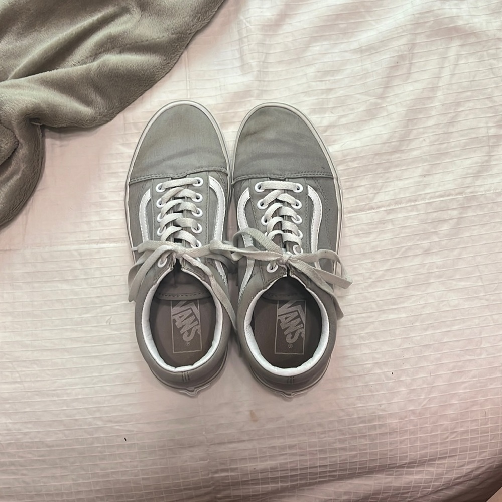 GREY VANS